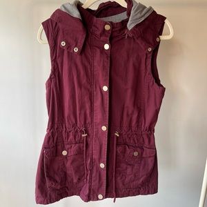 YMI utility vest